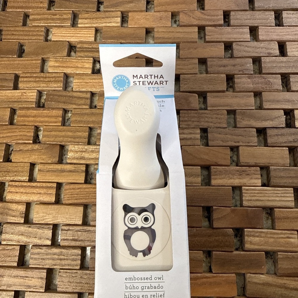 Martha Stewart Punches "EMBOSSED ELEPHANT" DISCONTINIUED & BRAND NEW